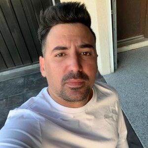 Meet your Posher, Ernesto
